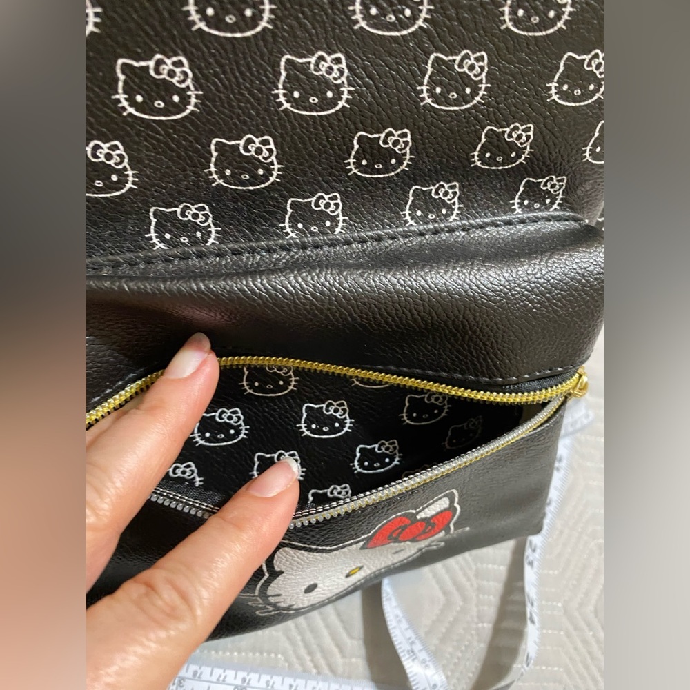 Hello Kitty Black Small Backpack NWT - Picture 3 of 9